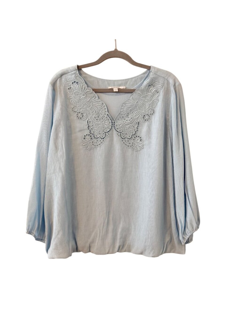 Chicos Blue Embroidered Split Neck Long Sleeve Blouse Rayon Blend Size 16 blouse